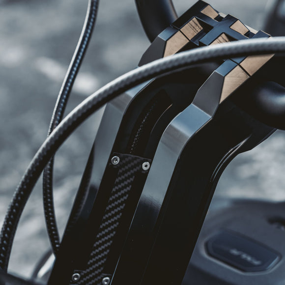 Harley-Davidson FXLRST carbon bracket riser