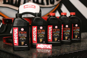 Motul Synthetic Oil Change Kit - Dyna