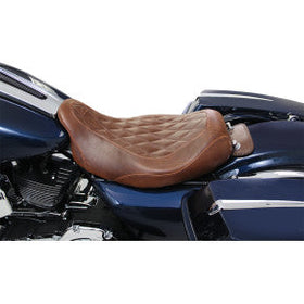 MUSTANG - WIDE TRIPPER SOLO SEAT - BROWN, DIAMOND STITCH - '08-20 TOURING
