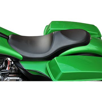 Le Pera Villain Seat Smooth Black FL '08-'23