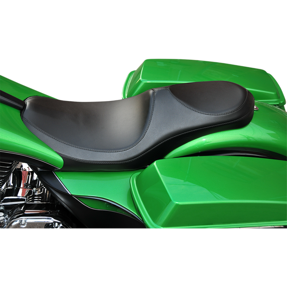 Le Pera Villain Seat Smooth Black FL '08-'23
