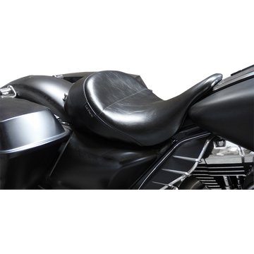 Le Pera Aviator Up Front Solo Seat Smooth Black FL '08-'24