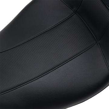 Le Pera Outcast Gt Seat 2