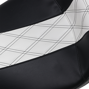 Le Pera Outcast Daddy Long Legs Seat 2up W/O Backrest Black w/ White Double Diamond Inlay FL '08-'22