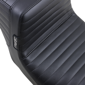 Le Pera Tailwhip Seat Pleated Black FL '08-'23