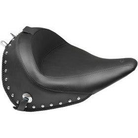 MUSTANG - WID STYLE SOLO SEAT WITH REMOVABLE BACKREST - STUDDED - '16-17 EFI FLSTCI