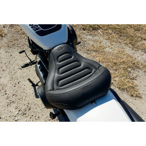 MUSTANG - MAX PROFILE TOUR SOLO SEAT - TRAPEZOID STITCH - '18-20 FXFB & FXFBS - 0