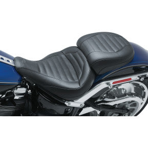 MUSTANG - SOLO TOUR SEAT - TUCK AND ROLL - '18--20 FLFB & FLFBS