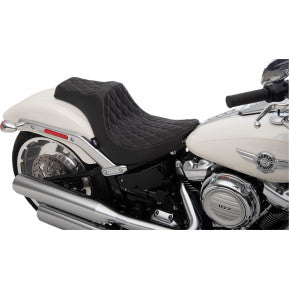DRAG - PREDATOR III SEAT - DOUBLE DIAMOND, SILVER THREAD - '18-20 SOFTAIL