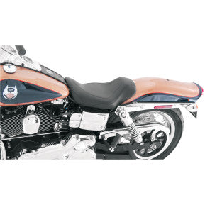 MUSTANG - TRIPPER SOLO SEAT - VINTAGE STITCH - '06-17 DYNA