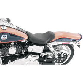 MUSTANG - TRIPPER SOLO SEAT - VINTAGE STITCH - '06-17 DYNA