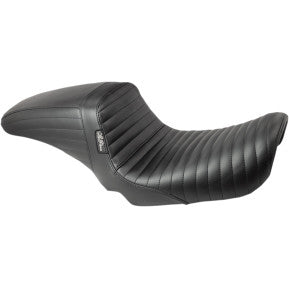 LE PERA - KICKFLIP SEAT - BLACK, FRONT TUCK AND ROLL - '04-05 FXD & EFI FXDI
