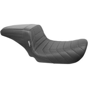 LE PERA - KICKFLIP SEAT - FLAT TRACK STITCH - '06-17 DYNA