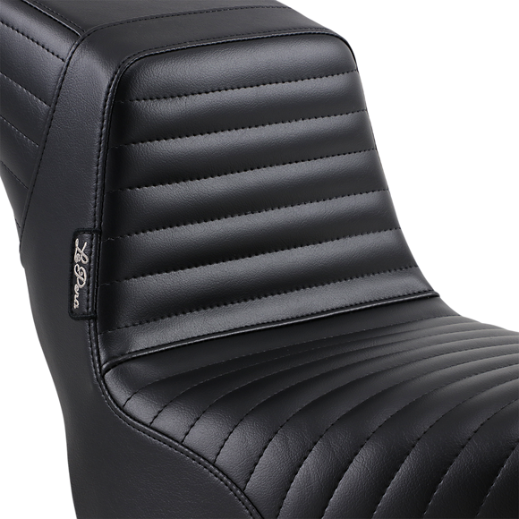 LE PERA Kickflip Seat - Pleated - Black - Softail '18-'23 LYF-590PT