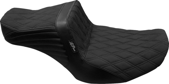 LE PERA Tailwhip Seat - Double Diamond w/ Gripper - FLH/FLT '23-'25 LV-587DDGP