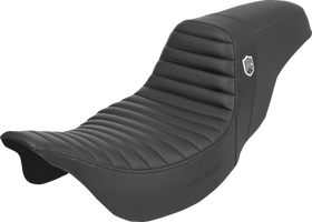 SADDLEMEN Pro Series SDC Performance Seat - w/o Backrest - Tuck-n-Roll/Carbon Fiber - Gripper - FL '08-'23 SC80807T