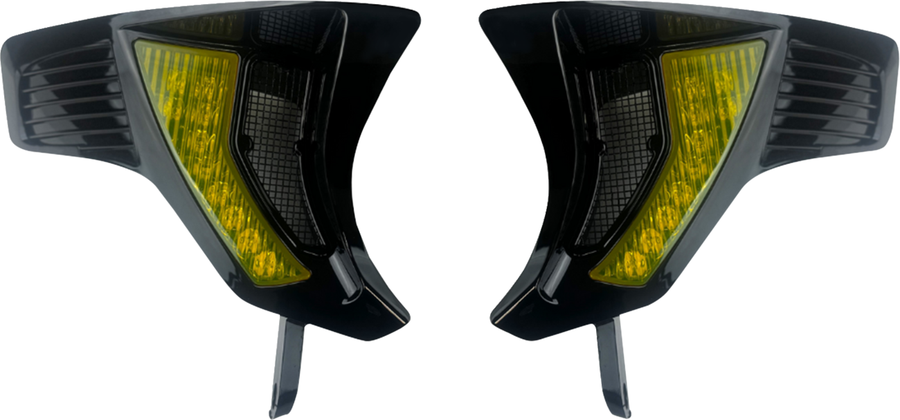 CUSTOM DYNAMICS Shark Demon? Turn Signal Vents - Yellow Lens SD-RG23-VTS-AB