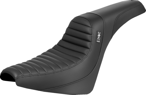 SADDLEMEN Thrashin ' Pro Series Seat - Tuck-n-Roll - FX '18-'25 TS81830T