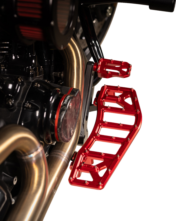 THRASHIN SUPPLY CO. Aggressor Floorboards - Red TSC-2219-2