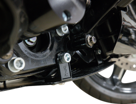 THRASHIN SUPPLY CO. Skid Plate - Carbon Fiber/Gloss - With Black Brackets - FLHX/FLTRX TSC-3034-1