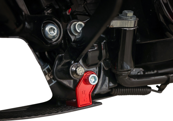 THRASHIN SUPPLY CO. Skid Plate - Carbon Fiber/Gloss - With Red Brackets - FLHX/FLTRX TSC-3034-2