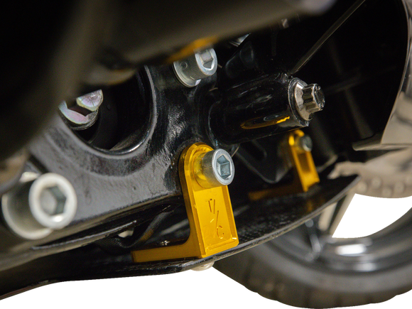 THRASHIN SUPPLY CO. Skid Plate - Carbon Fiber/Forged - With Gold Brackets - FLHX/FLTRX TSC-3035-5