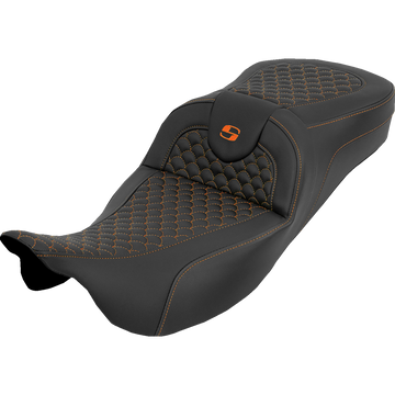 Saddlemen Extended Reach Roadsofa Seat Dragon Scale W/O Backrest Orange Stitch FLH/FLT '08-'25