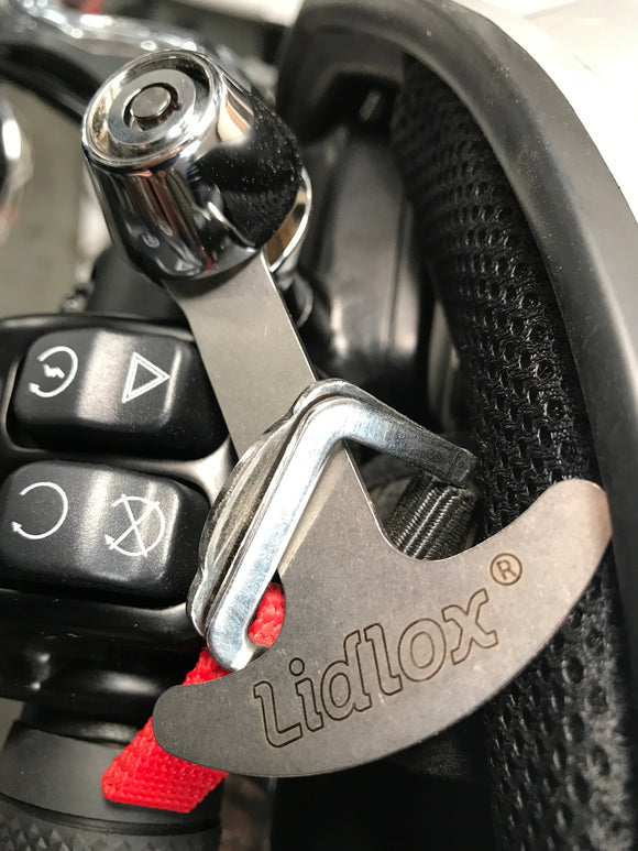 LIDLOX HELMET LOCK - DYNA/SOFTAIL/FXR/BAGGER/(SPORTSTER 04 AND EARLIER)