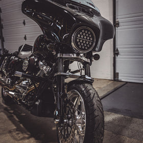 OG 2014-Up Touring Lower Triple Tree kit installed on a 2020 Street Glide FLH