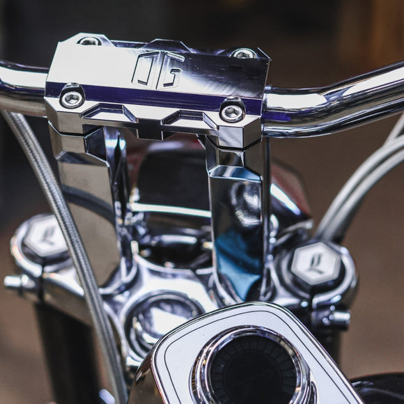 OG 6.5'' Straight Risers installed on a FXR