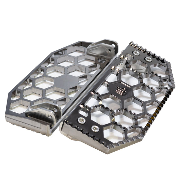 OG Bagger HoneyComp V3 Black Chrome motorcycle floorboards