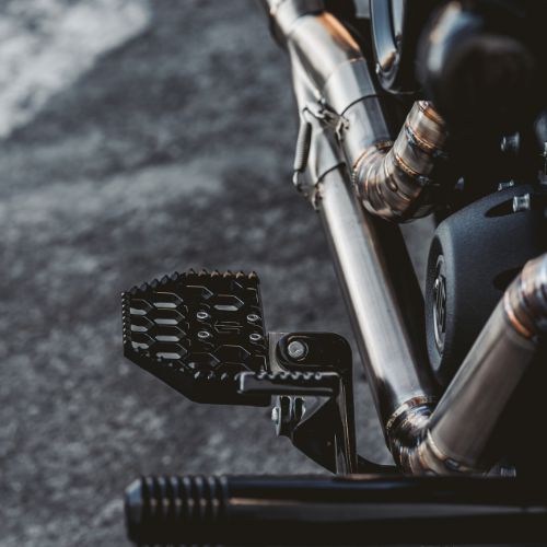 OG HoneyComp V3 mini motorcycle floorboard, black