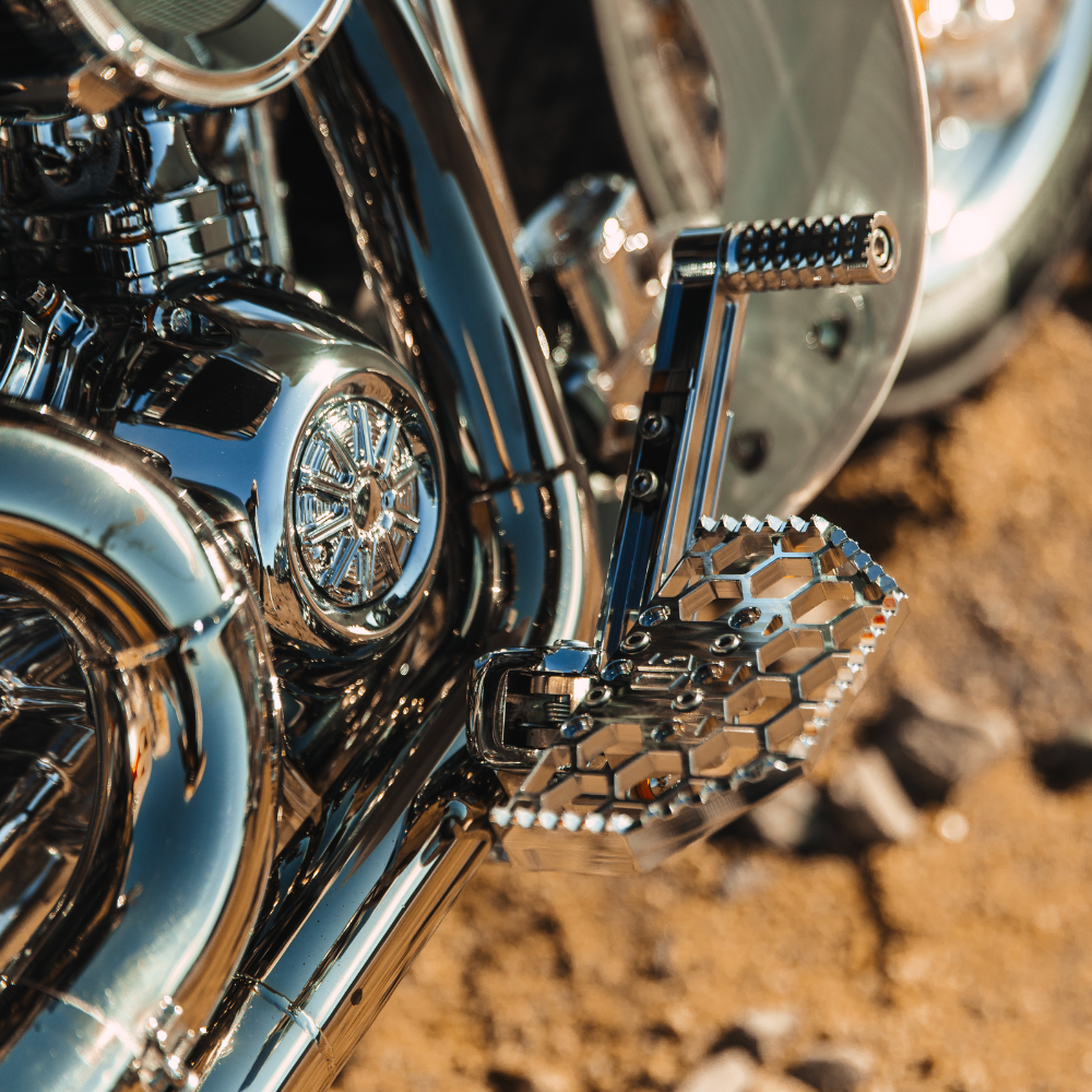 OG HoneyComp V3 Mini Floorboards — Extra-Wide Harley-Davidson