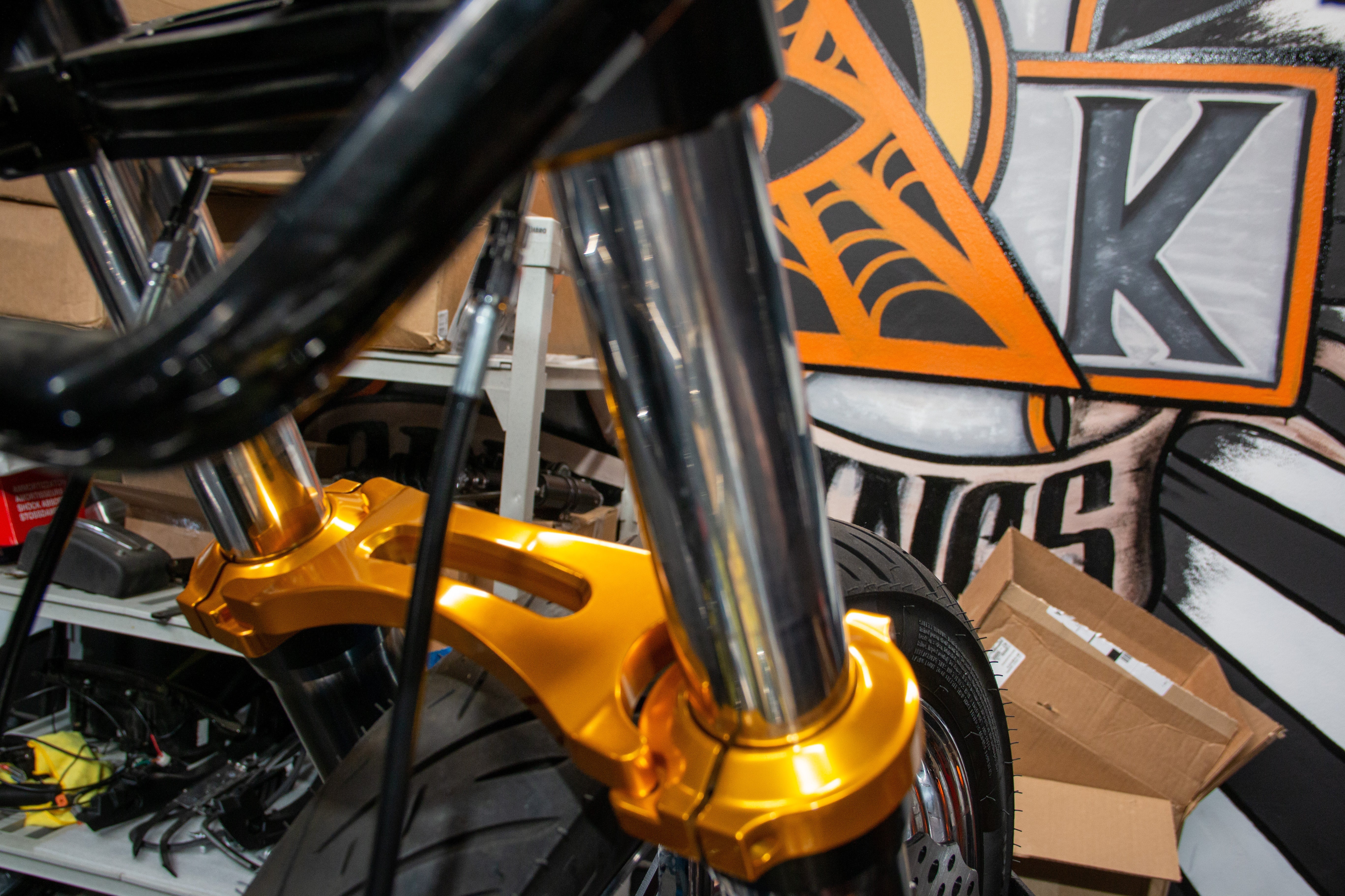 SLIM LINE FORK BRACE FOR ALLOY ART LOWER LEGS - TOURING