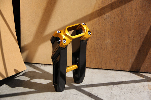 SPEED-KINGS ANISTON RISERS DIGITAL HUD