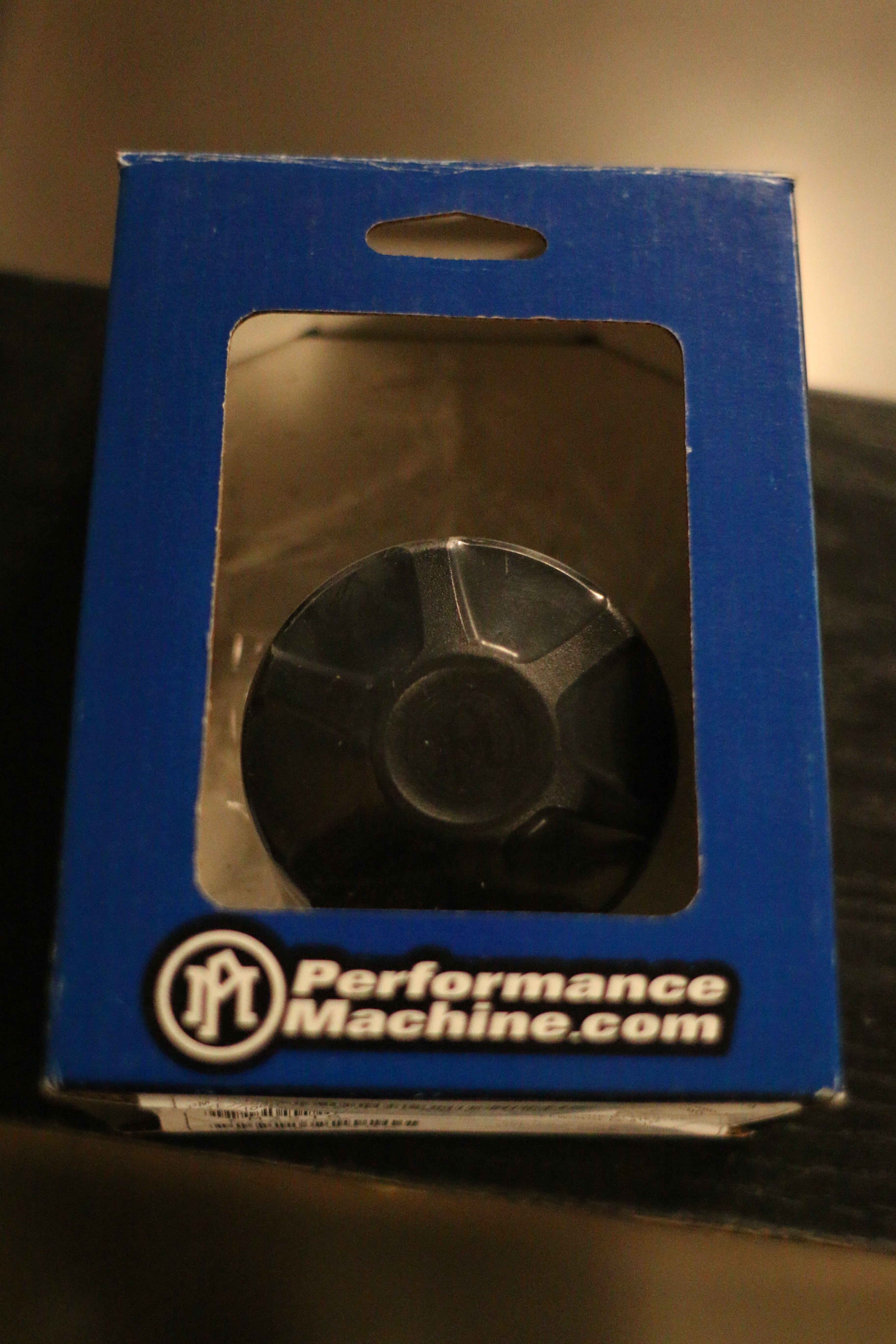 Performance Machine Black Ops/Array Gas Cap