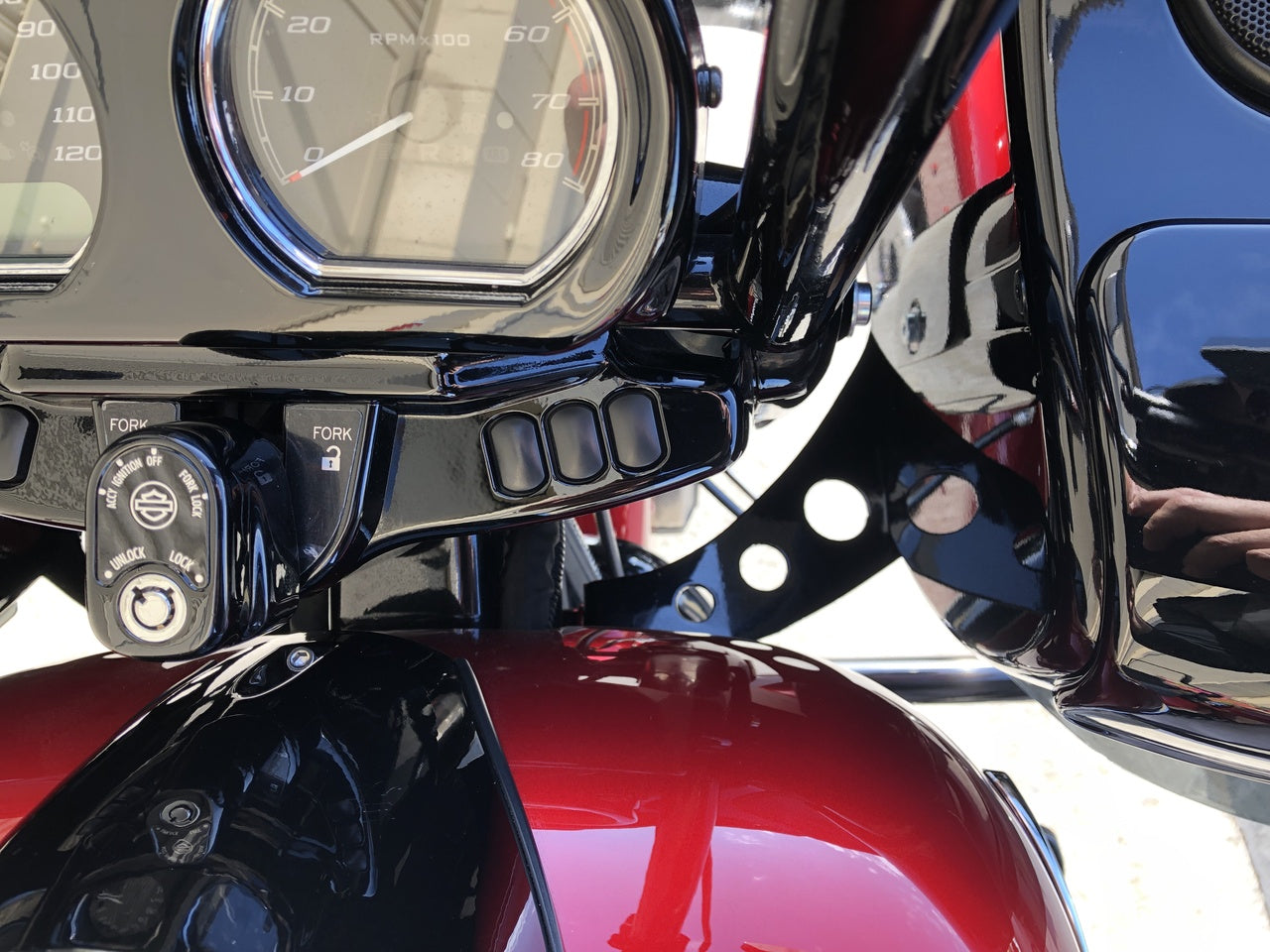 BUNG KING - ROAD GLIDE FAIRING SUPPORT BRACKETS - 0
