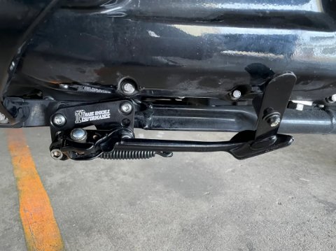 BARE KNUCKLE PERFORMANCE SOFTAIL KICKSTAND LOWERING KIT - 0