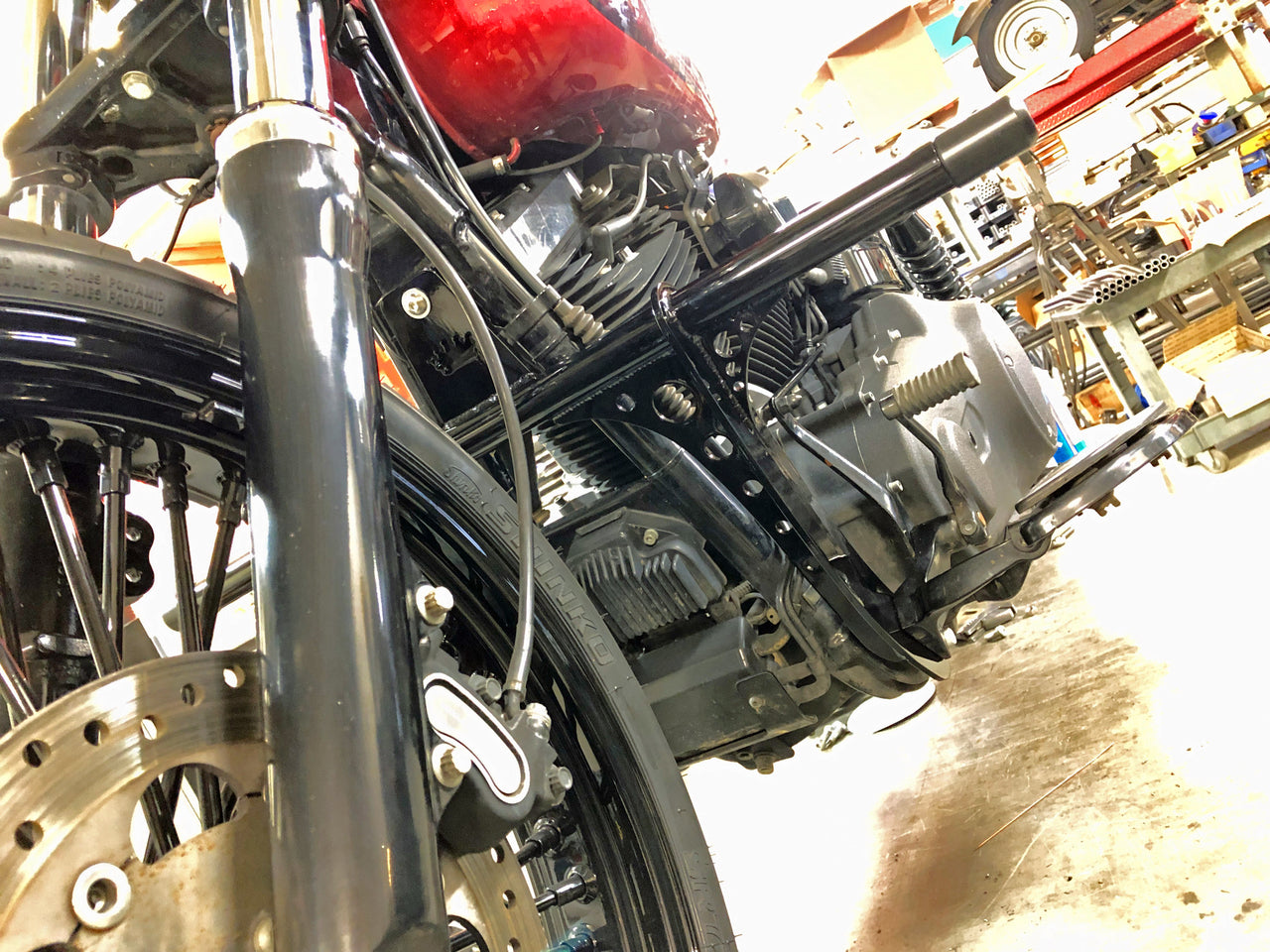 BUNG KING HIGHWAY PEG CRASH BAR FOR DYNA WITH FORWARD CONTROLS - 0