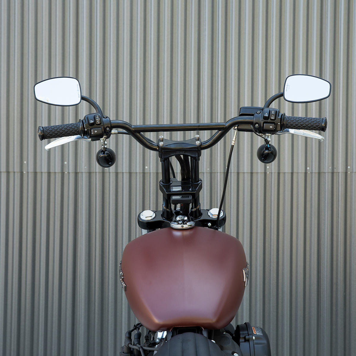 BILTWELL INC. MOTO BAR 1" - W/ TBW PLUGS