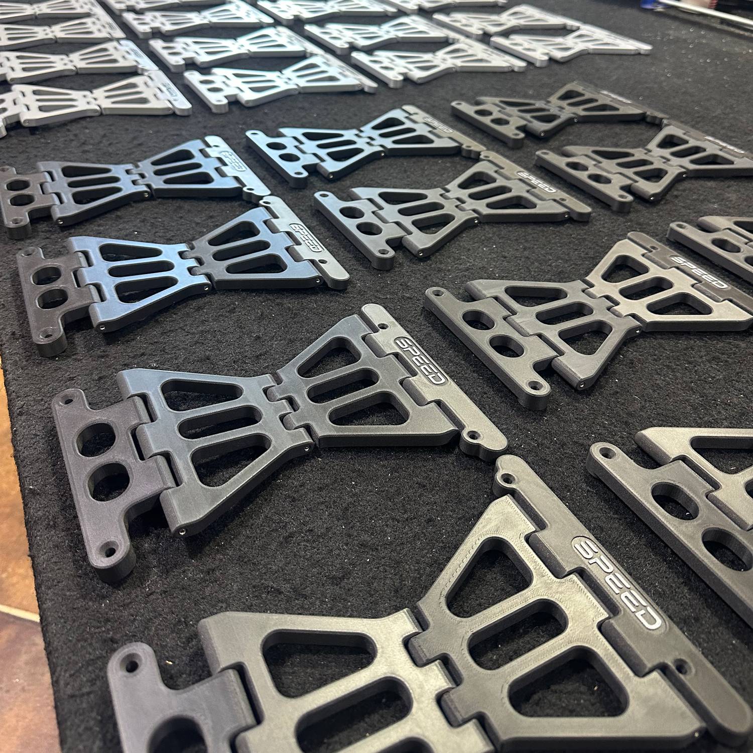 No Drama Composite Lid Stoppers | Harley Davidson Saddlebag Lid