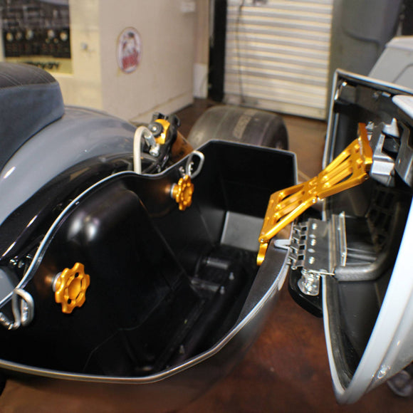 No Drama Speed Knobs for Harley Davidson Touring Models by Speed by Design in Gold in Use