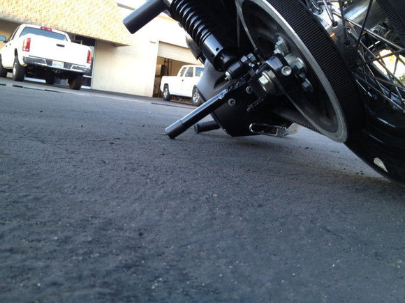 BUNG KING PASSENGER PEG CRASH BAR 06+ DYNA