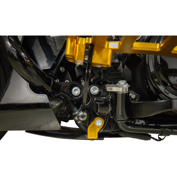 Thrashin Supply Co. woven carbon fiber skid plate with anodized billet aluminum brackets for 2024+ Harley-Davidson Touring